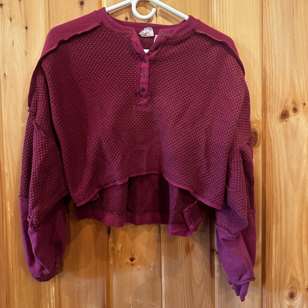 Size Small Red Out From Under Cropped Crew Neck